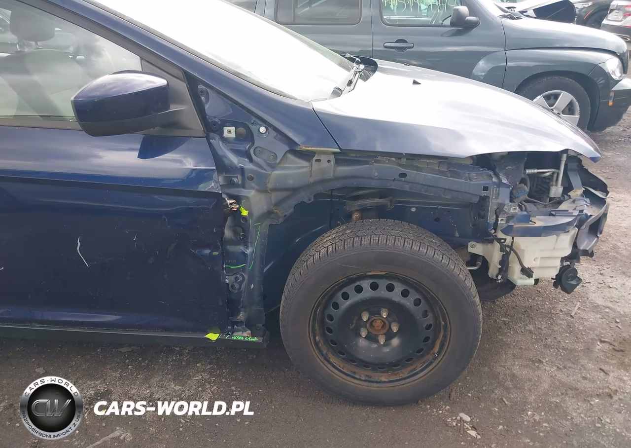 2012 Ford Focus Se VIN:1FAHP3F2XCL124407 - 13
