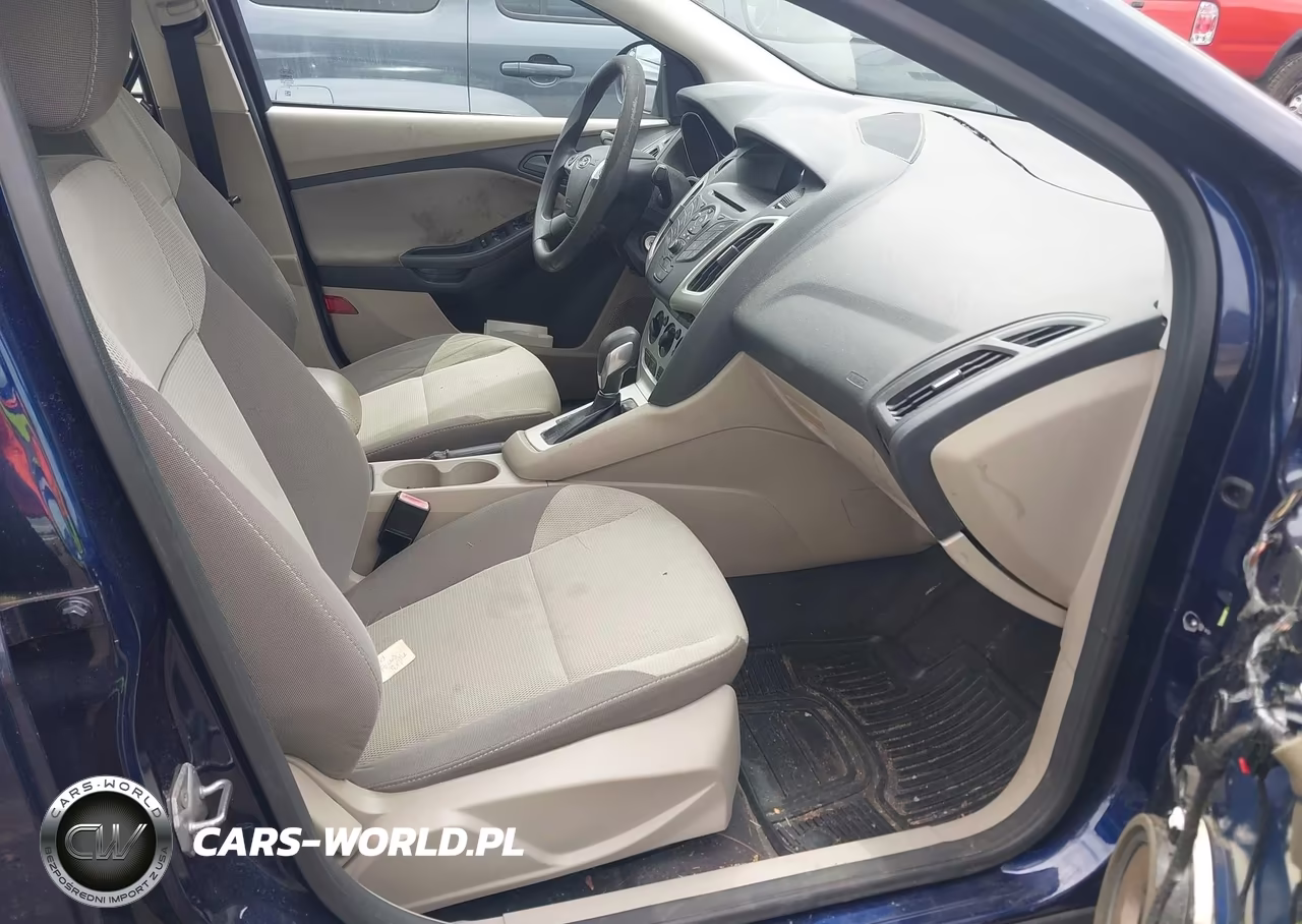 2012 Ford Focus Se VIN:1FAHP3F2XCL124407 - 5