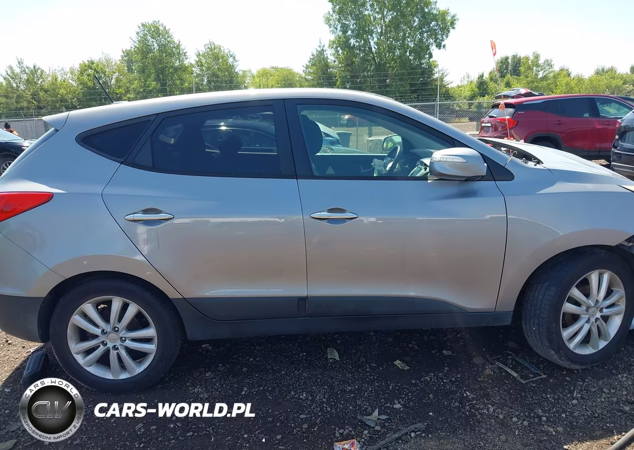 2011 Hyundai Tucson Limited VIN:KM8JU3AC4BU227444 - 14
