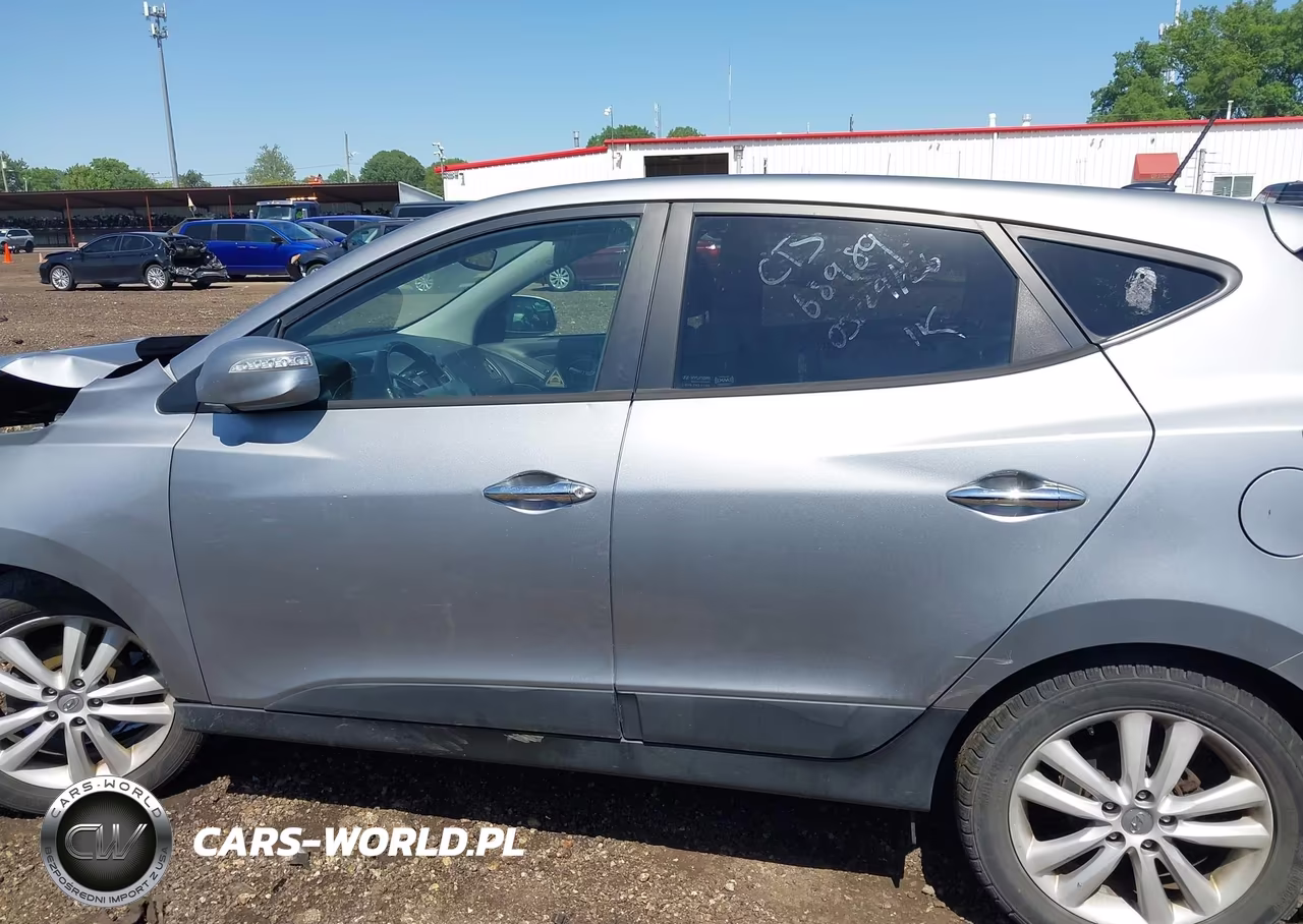 2011 Hyundai Tucson Limited VIN:KM8JU3AC4BU227444 - 15