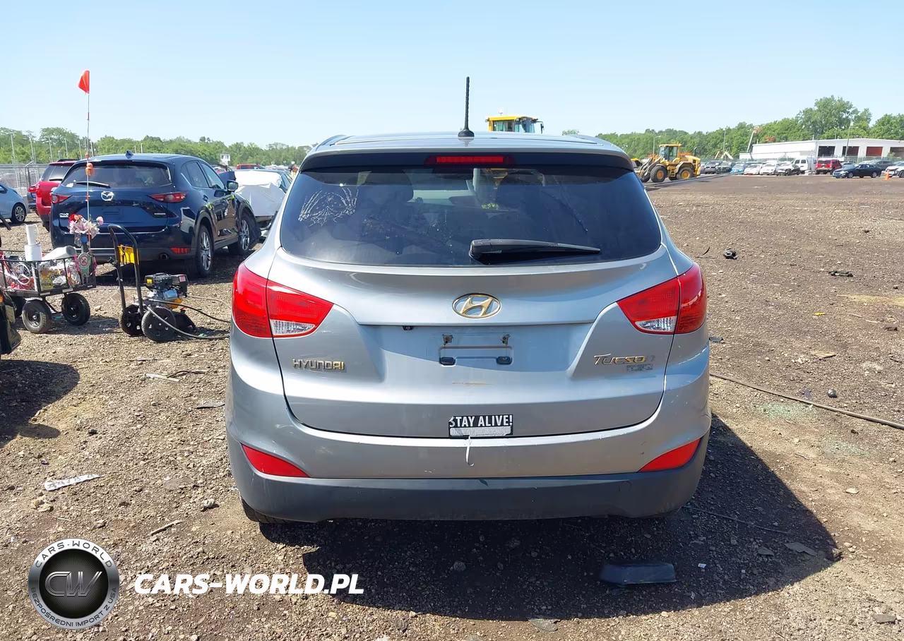 2011 Hyundai Tucson Limited VIN:KM8JU3AC4BU227444 - 17