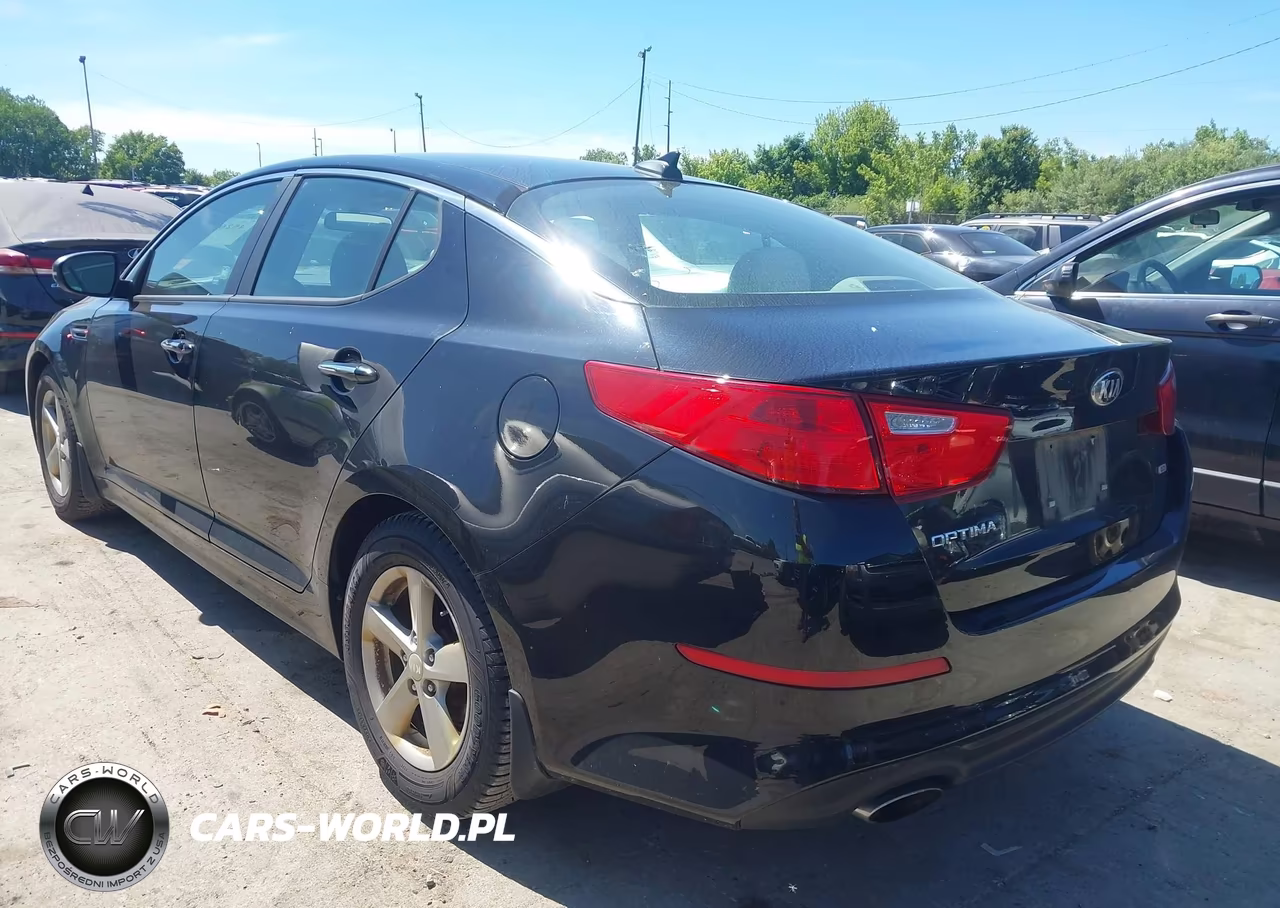 2015 Kia Optima Lx VIN:5XXGM4A71FG415857 - 3