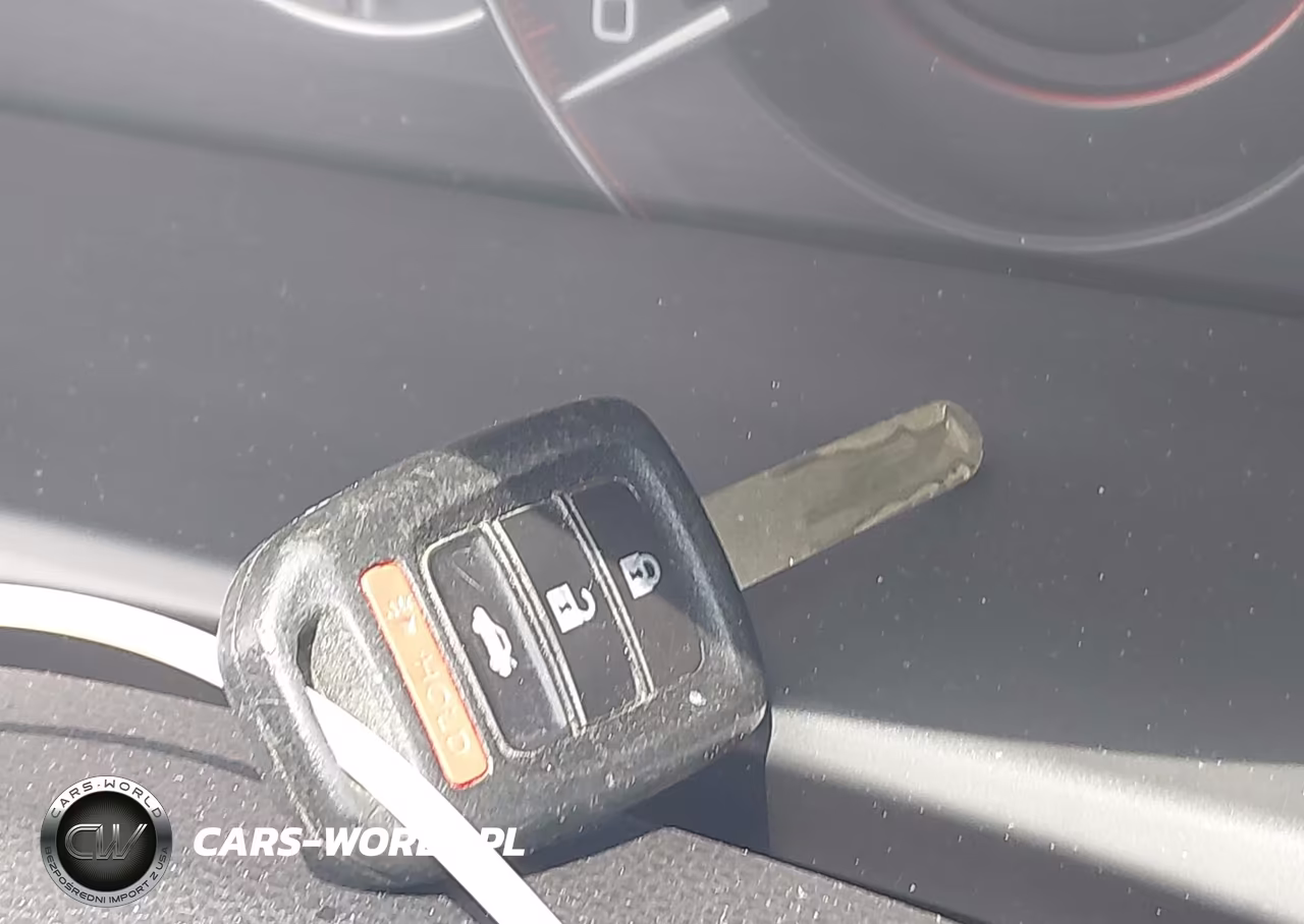 2015 Honda Accord Sport VIN:1HGCR2F58FA204275 - 11