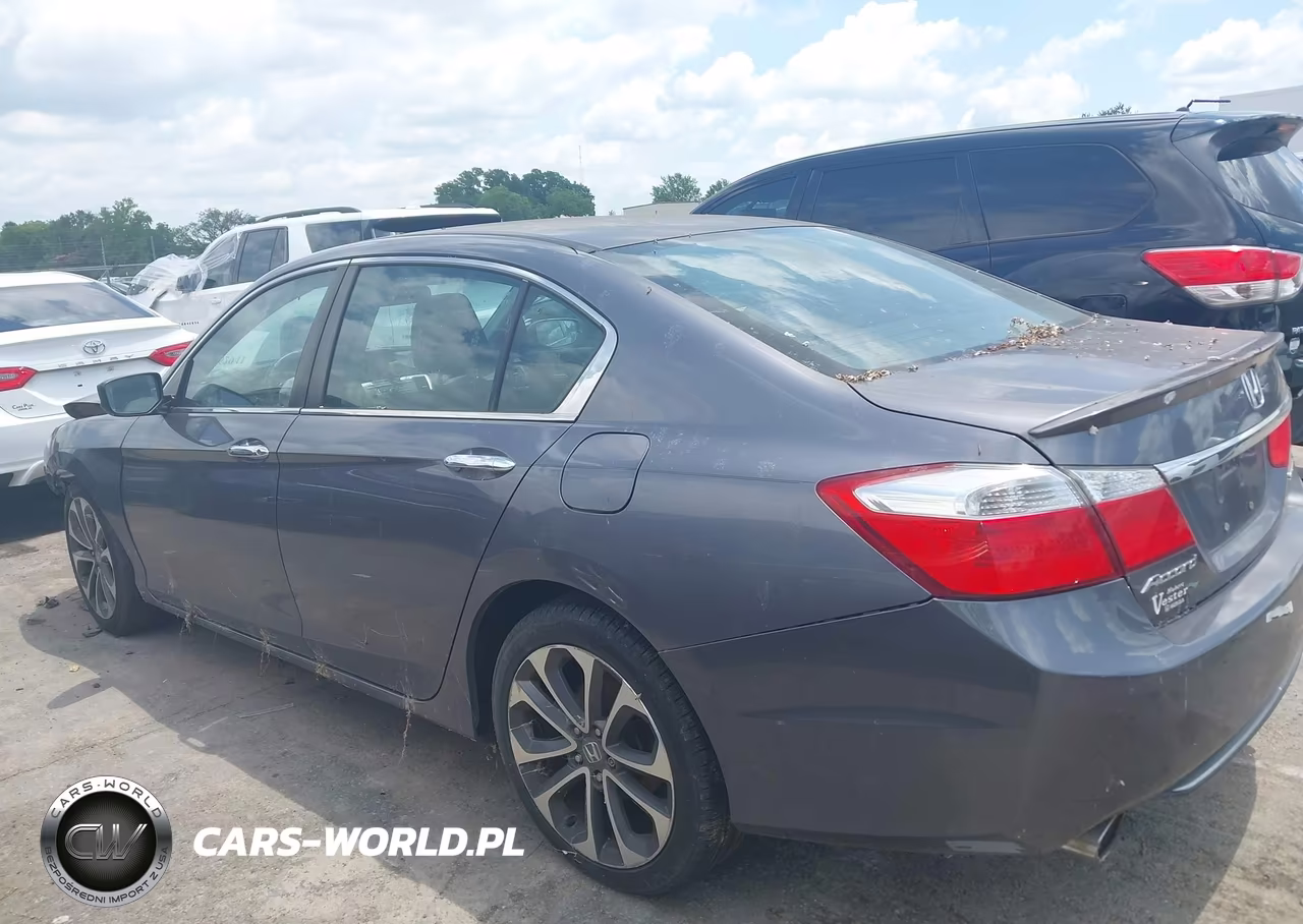 2015 Honda Accord Sport VIN:1HGCR2F58FA204275 - 15