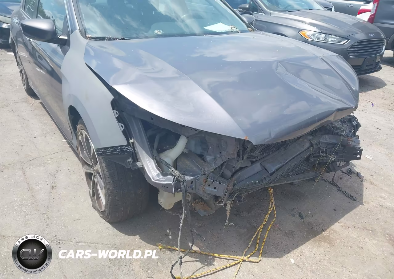 2015 Honda Accord Sport VIN:1HGCR2F58FA204275 - 18