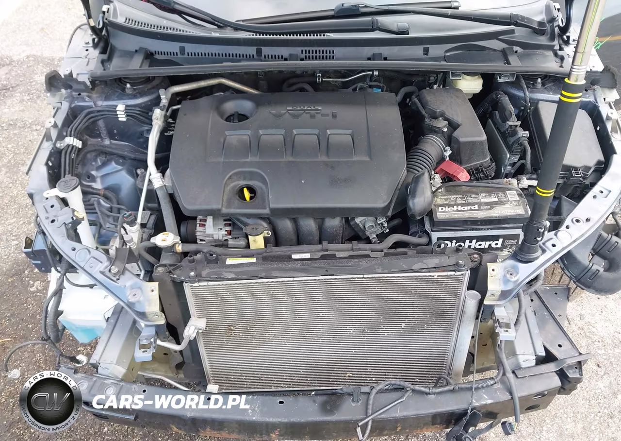 2018 Toyota Corolla Le VIN:5YFBURHE7JP834307 - 10