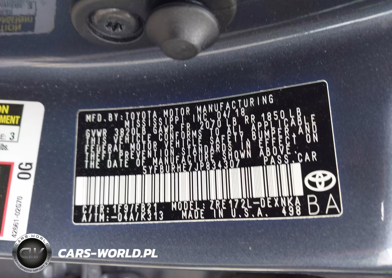 2018 Toyota Corolla Le VIN:5YFBURHE7JP834307 - 9