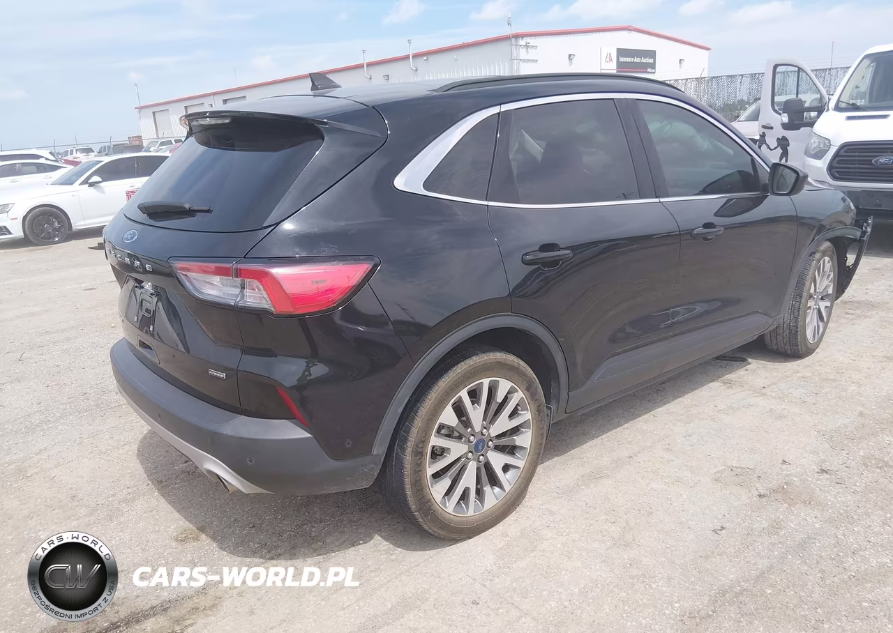2021 Ford Escape Titanium Hybrid VIN:1FMCU0DZXMUB14169 - 4