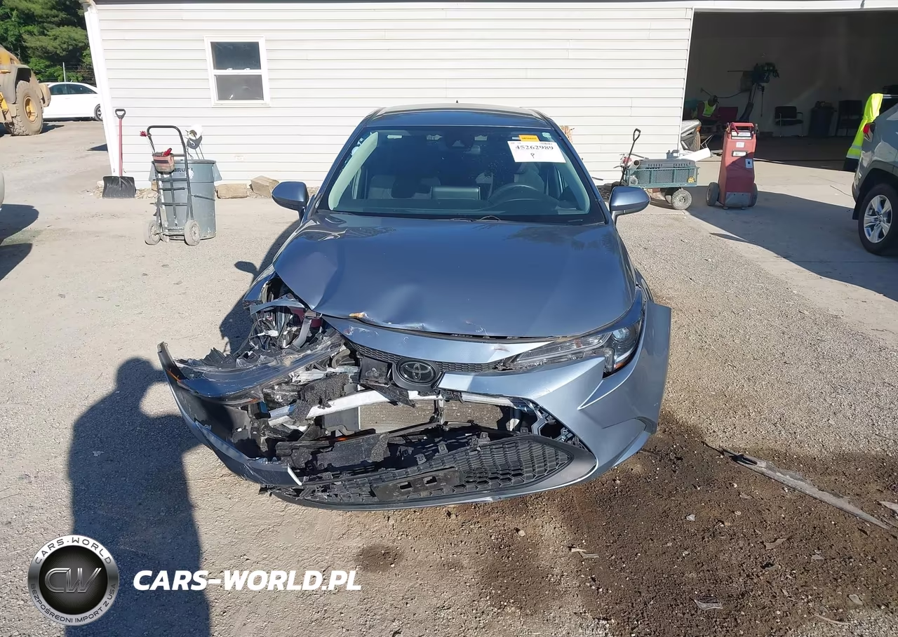 2020 Toyota Corolla Le VIN:5YFEPRAE3LP021418 - 12