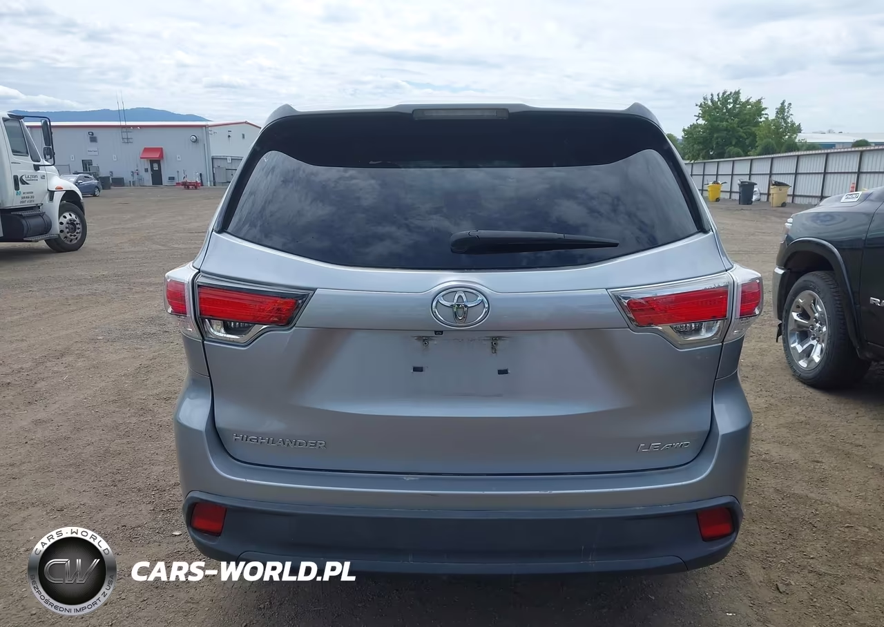 2014 Toyota Highlander Le V6 VIN:5TDBKRFH8ES009814 - 17