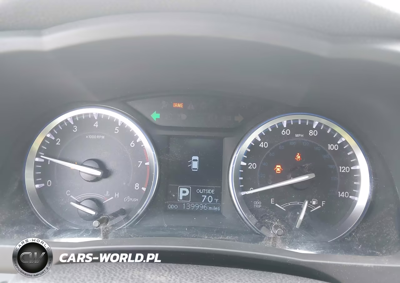 2014 Toyota Highlander Le V6 VIN:5TDBKRFH8ES009814 - 7