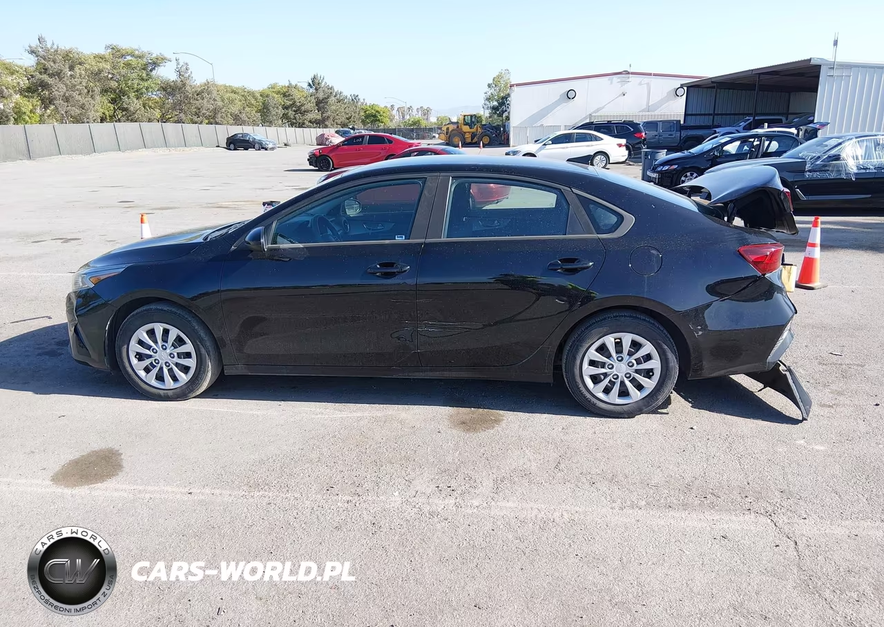 2023 Kia Forte Lx VIN:3KPF24AD9PE520521 - 15