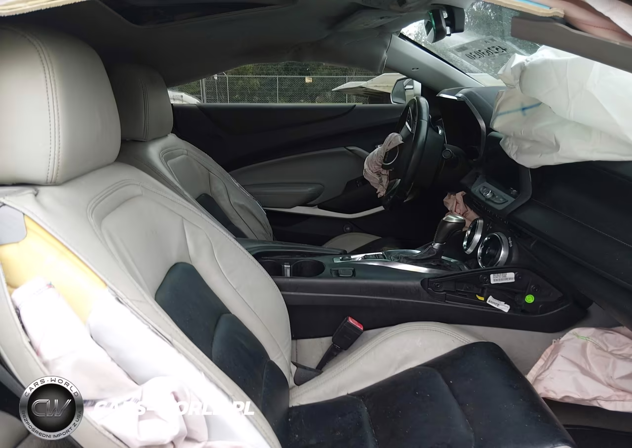 2018 Chevrolet Camaro 1Ss VIN:1G1FF1R76J0120491 - 5