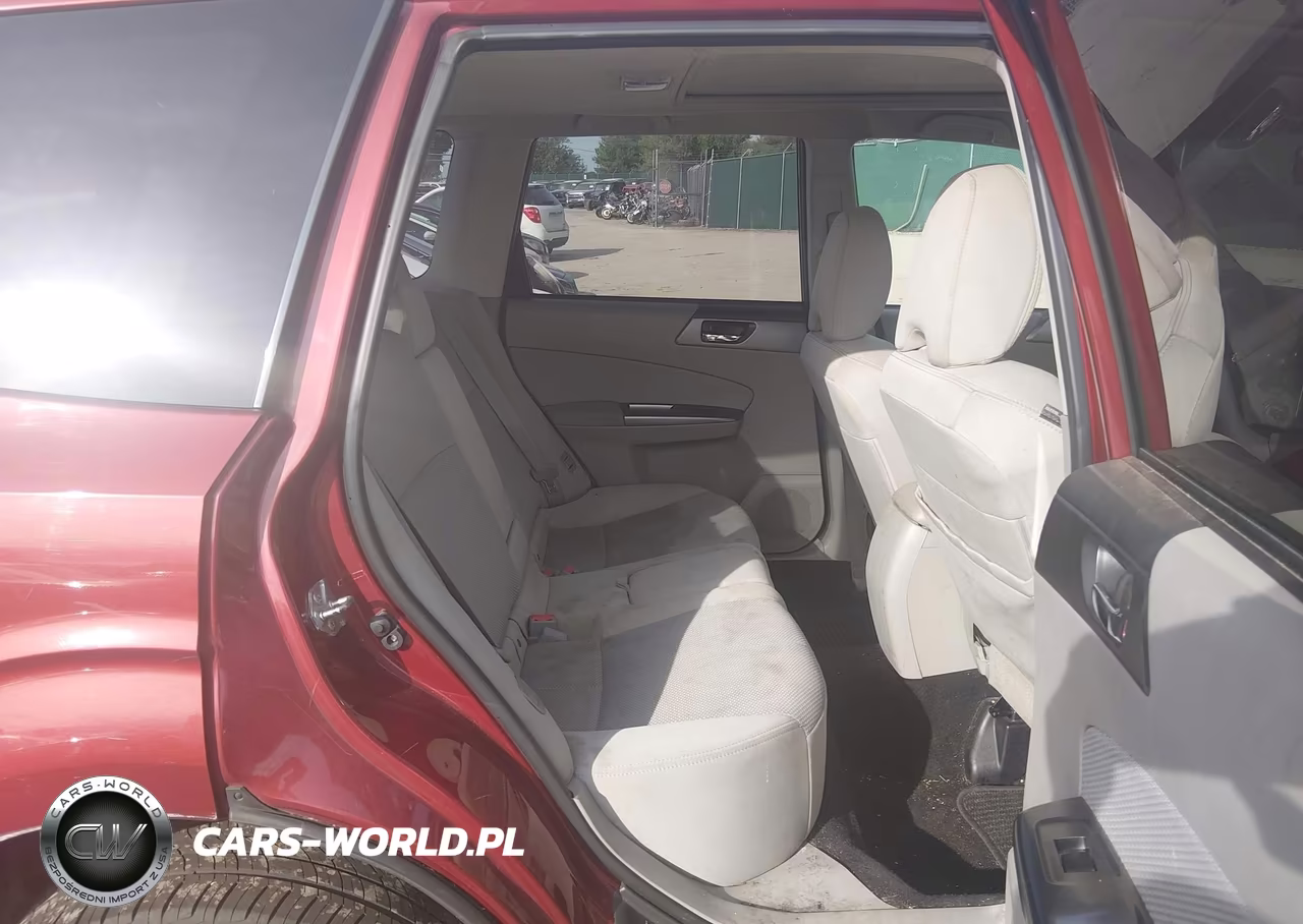 2013 Subaru Forester 2.5X Premium VIN:JF2SHADC4DH445121 - 8