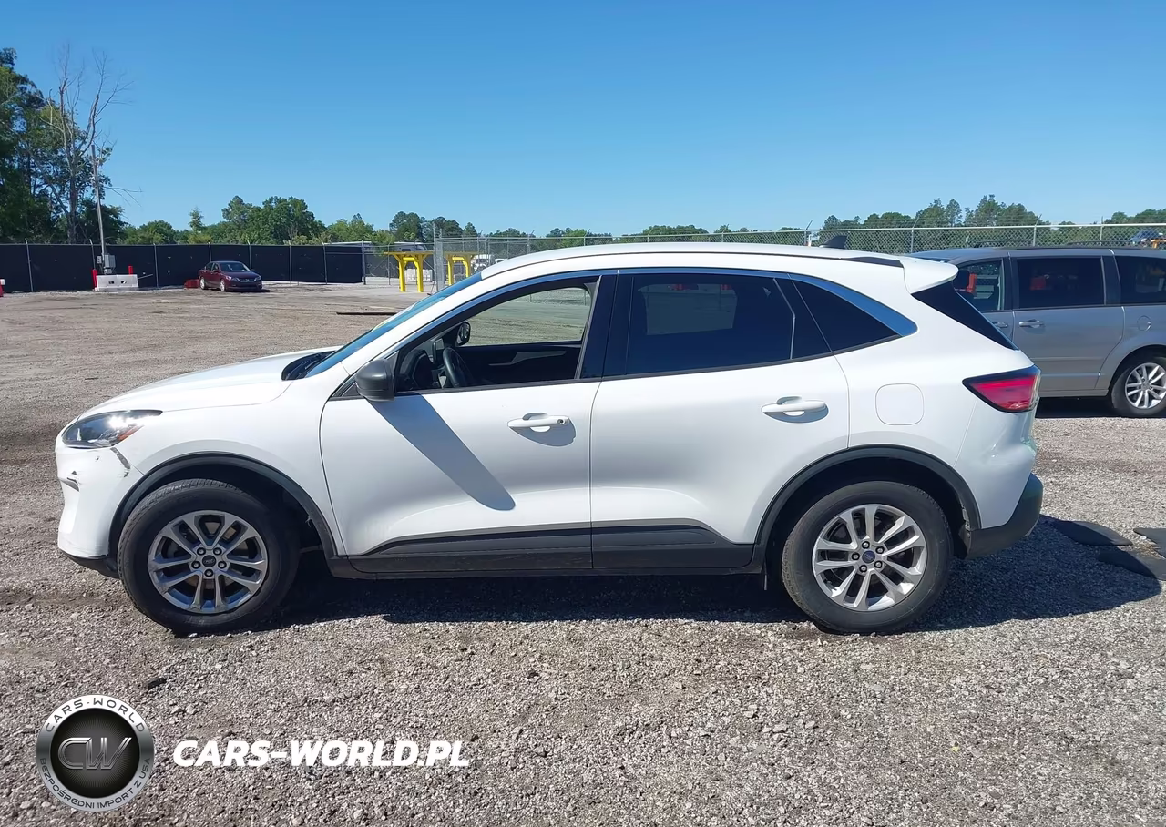 2022 Ford Escape Se VIN:1FMCU0G62NUB54880 - 14