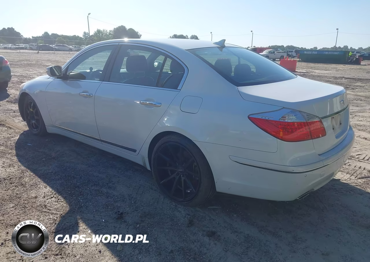 2011 Hyundai Genesis 4.6 VIN:KMHGC4DF1BU116133 - 3