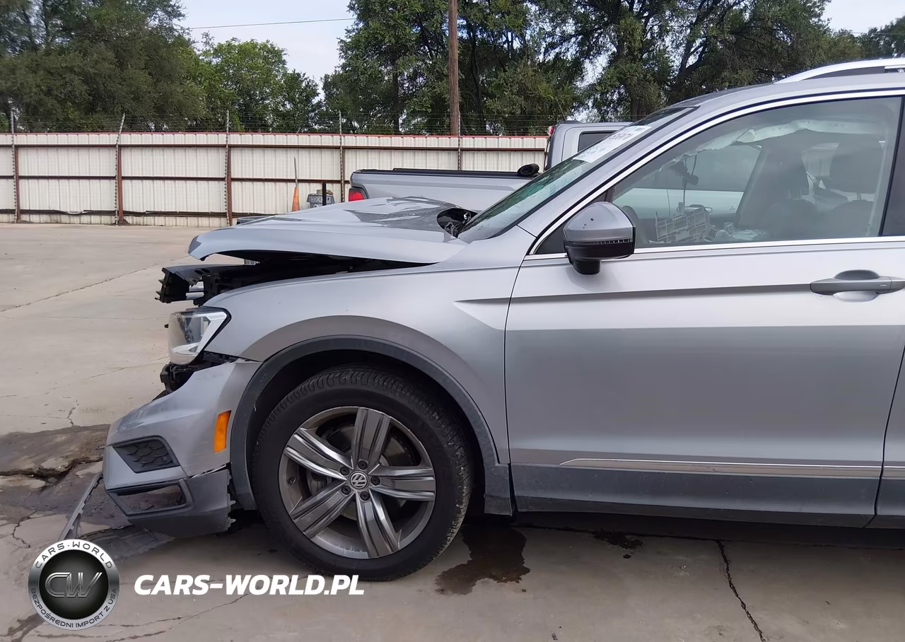 2020 Volkswagen Tiguan VIN:3VV3B7AX0LM164055 - 18
