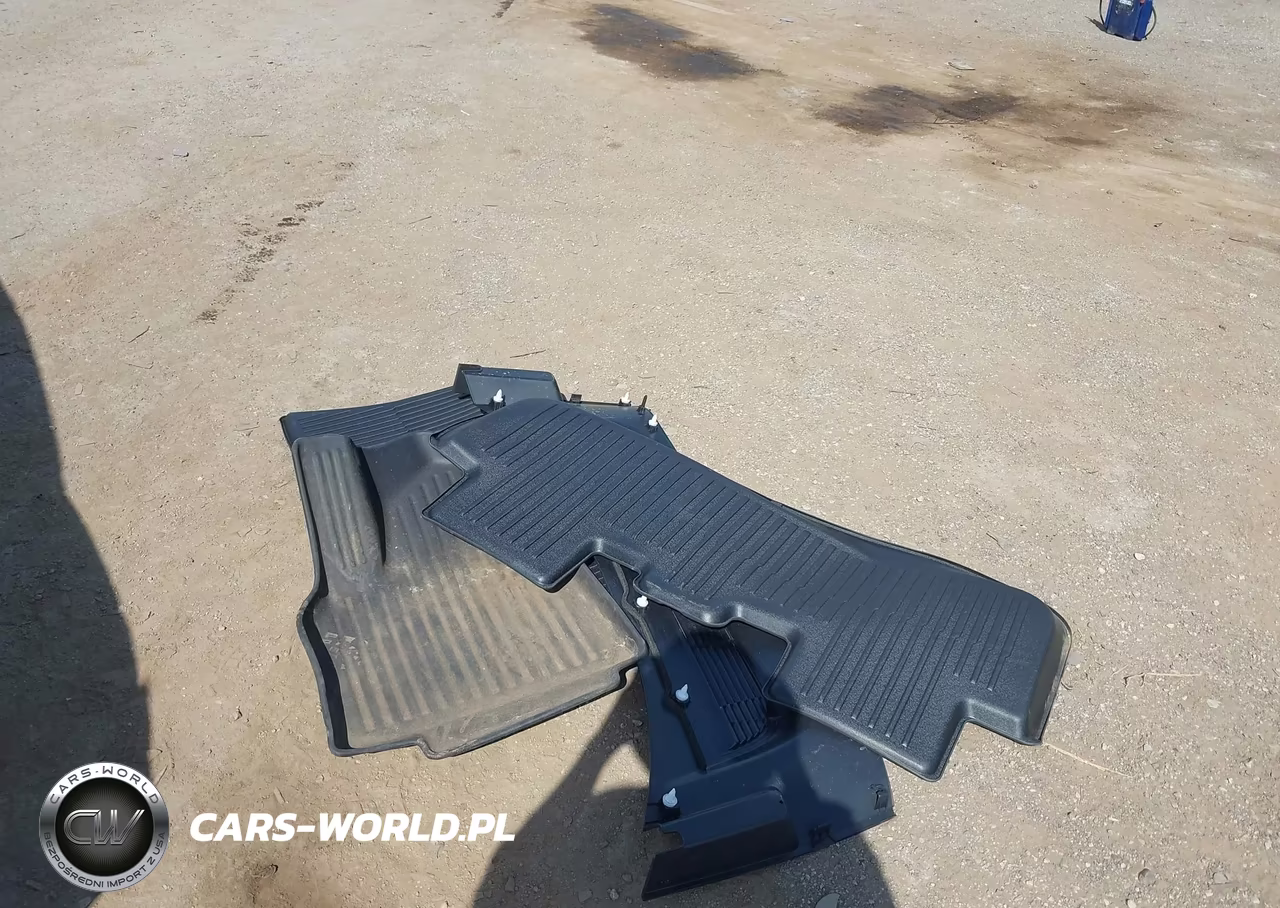 2026 Tesla Model Y Premium Rear-Wheel Drive-Rear-Wheel Drive VIN:7SAYGDED3TF436934 - 12