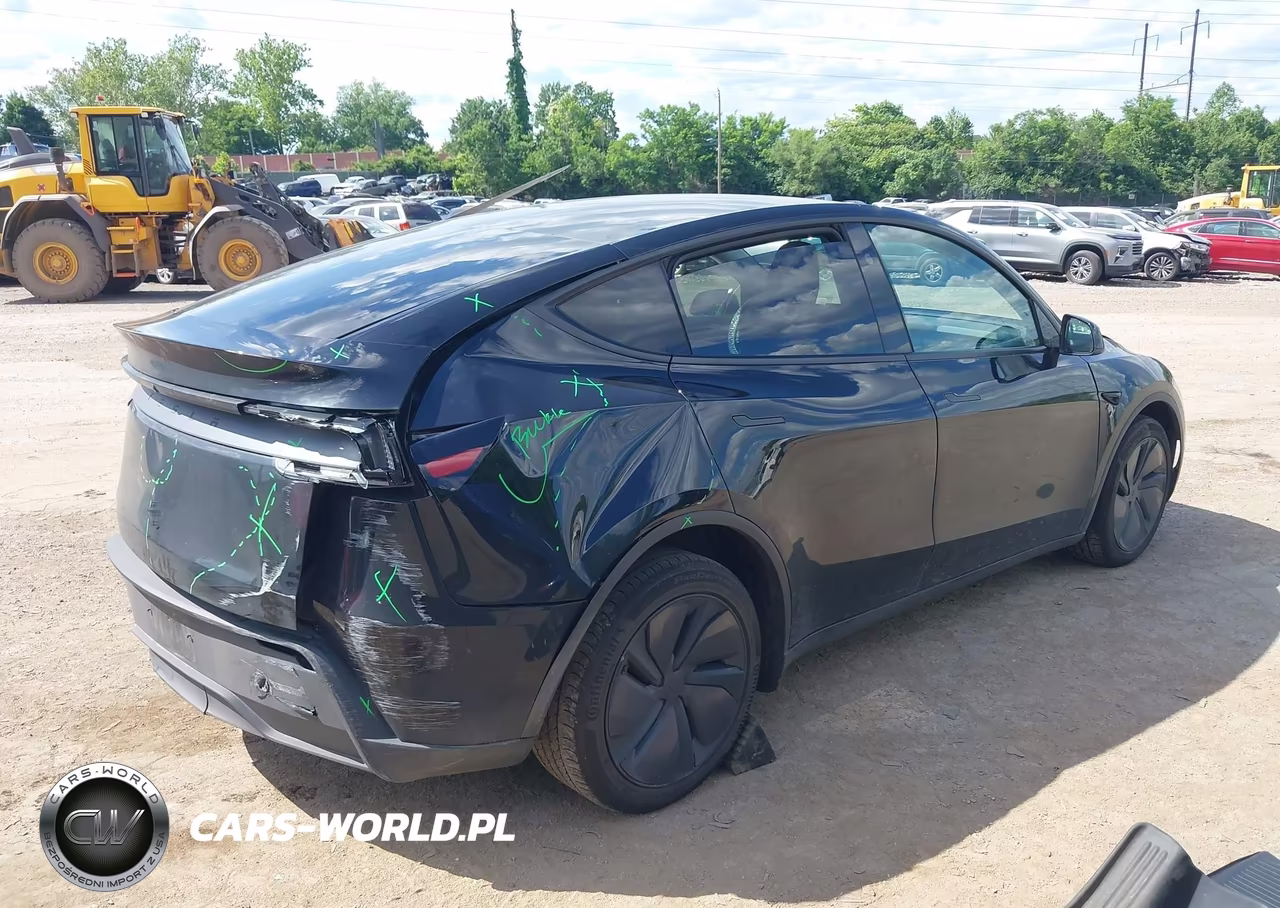 2026 Tesla Model Y Premium Rear-Wheel Drive-Rear-Wheel Drive VIN:7SAYGDED3TF436934 - 4