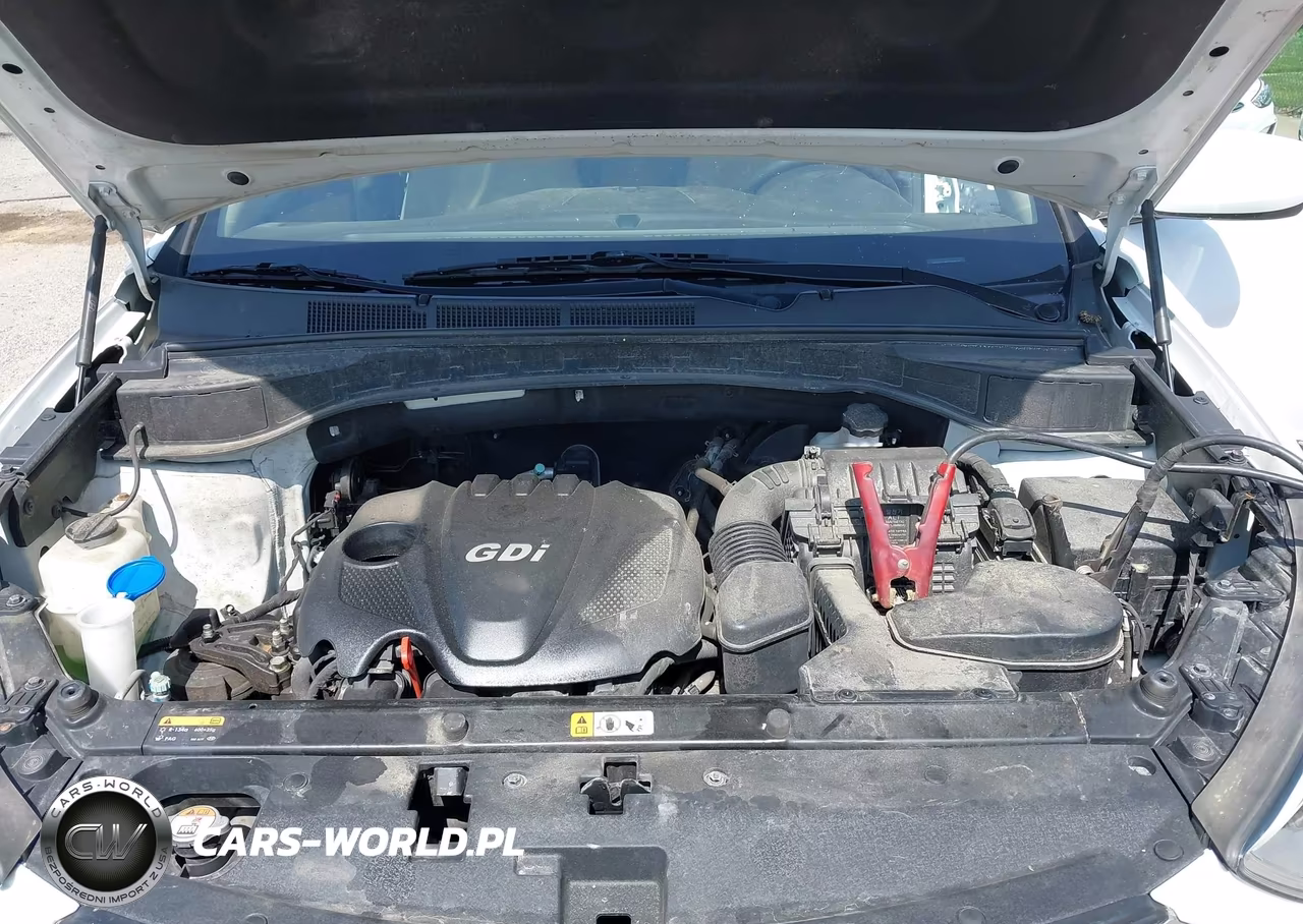 2016 Hyundai Santa Fe Sport 2.4L VIN:5XYZU3LB6GG330644 - 10