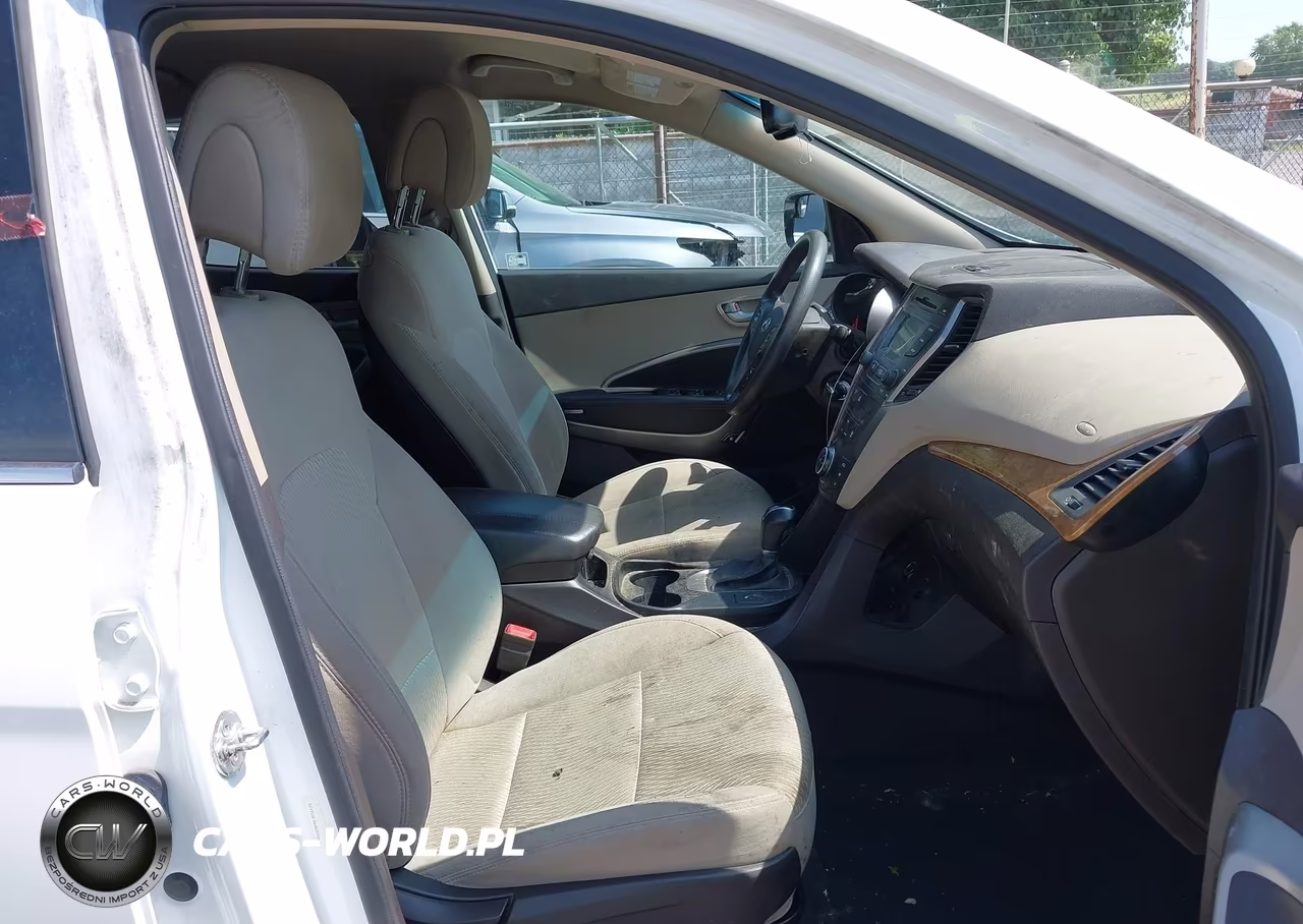 2016 Hyundai Santa Fe Sport 2.4L VIN:5XYZU3LB6GG330644 - 5