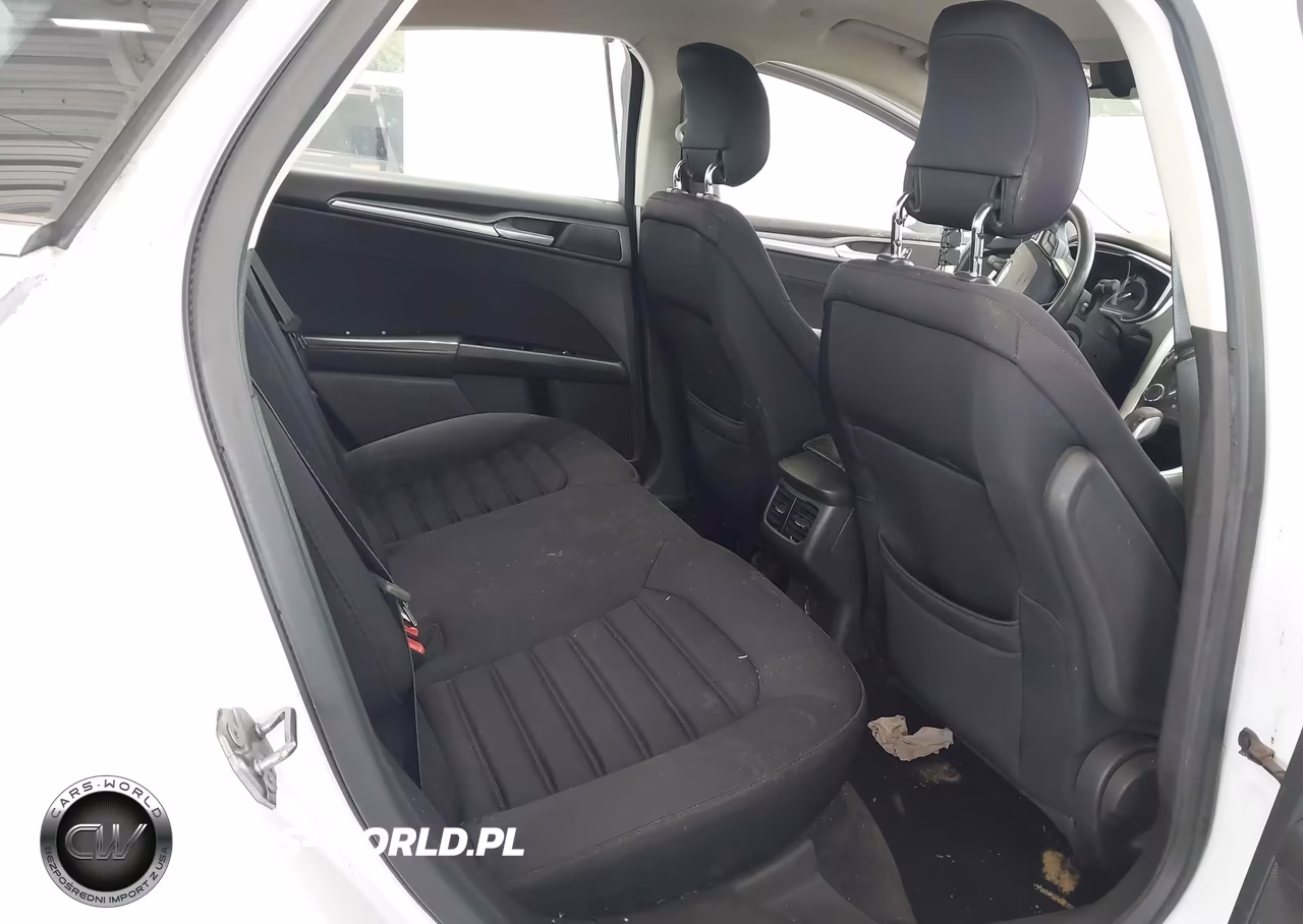 2013 Ford Fusion Hybrid Se VIN:3FA6P0LU5DR126399 - 8