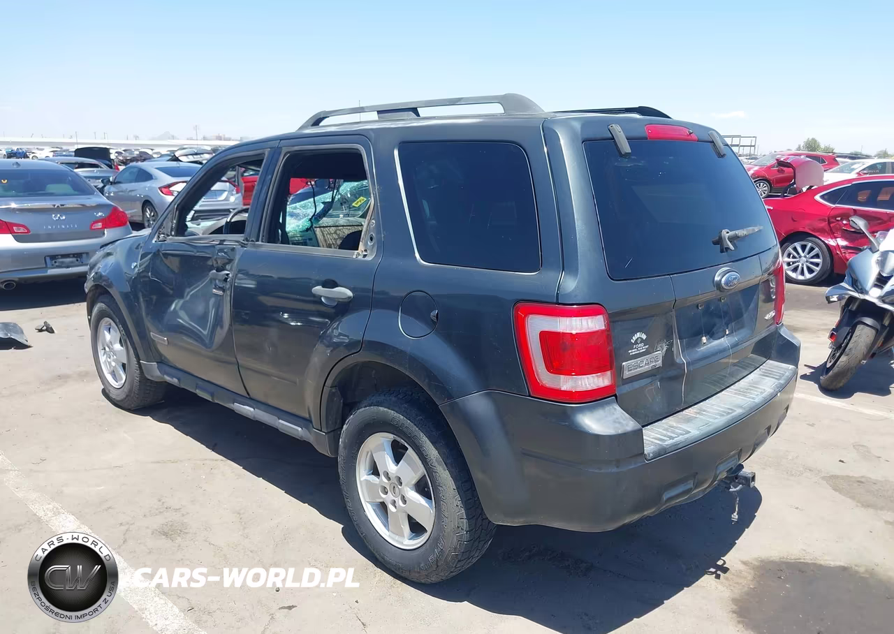 2008 Ford Escape Xlt VIN:1FMCU931X8KA46411 - 3