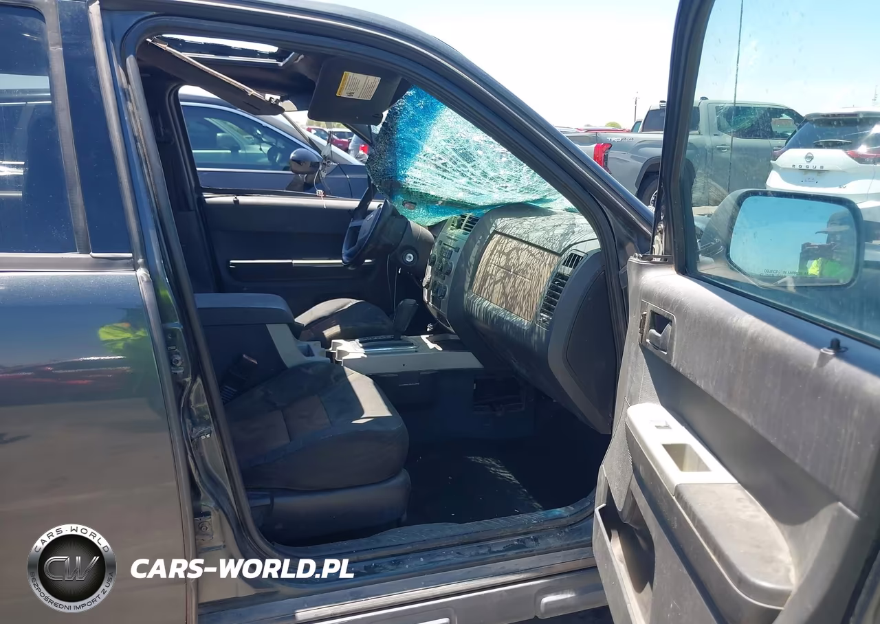 2008 Ford Escape Xlt VIN:1FMCU931X8KA46411 - 5