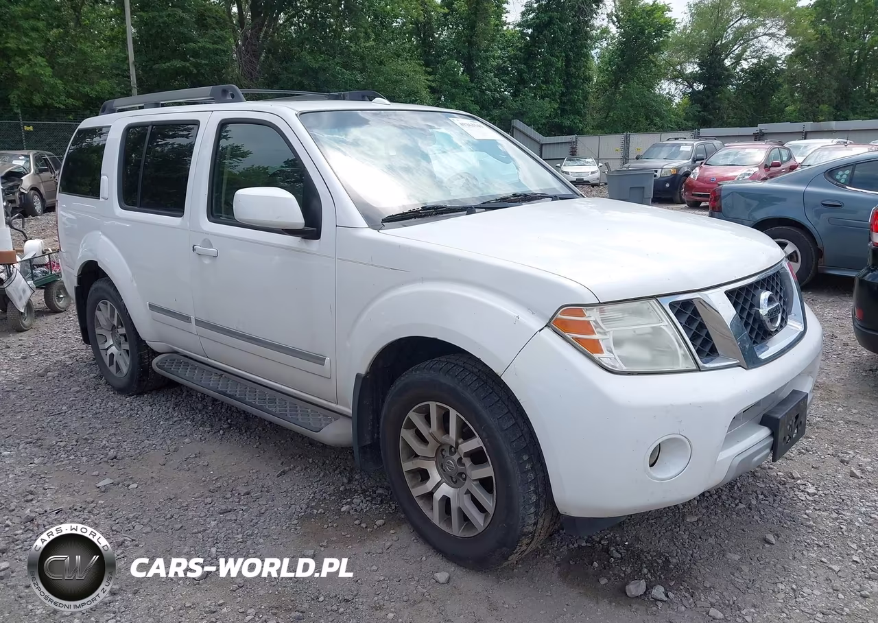 2012 Nissan Pathfinder Le