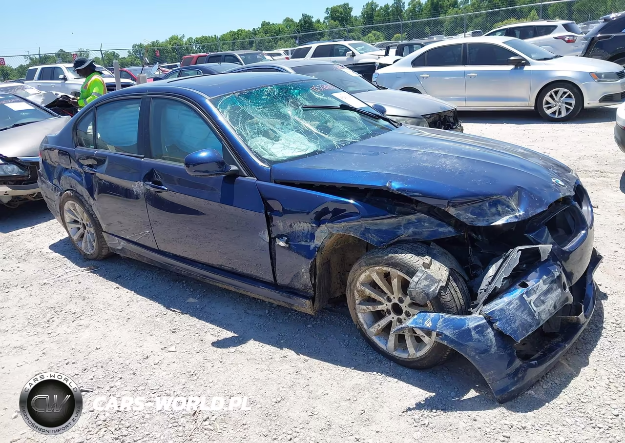2011 BMW 328I xDrive – zdjęcie 1 z 16