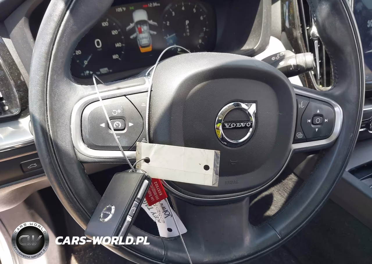 2018 Volvo Xc60 T5 Momentum VIN:LYV102RK7JB082298 - 11