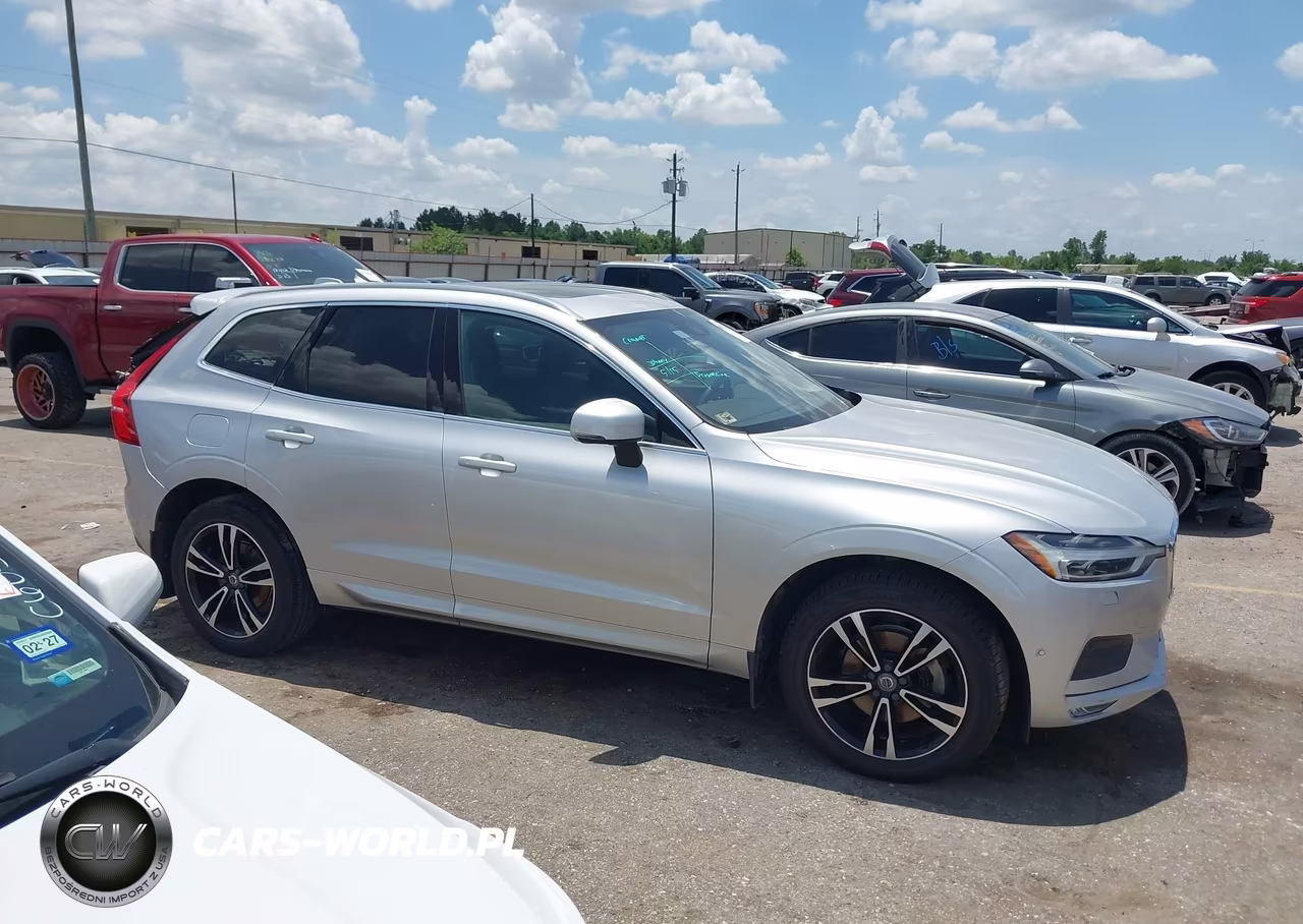 2018 Volvo Xc60 T5 Momentum VIN:LYV102RK7JB082298 - 13