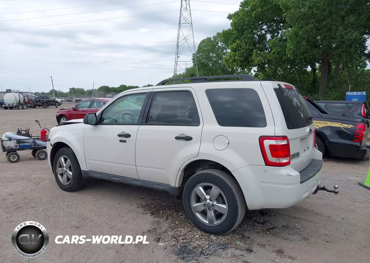 2009 Ford Escape Xlt VIN:1FMCU03G39KB63779 - 3