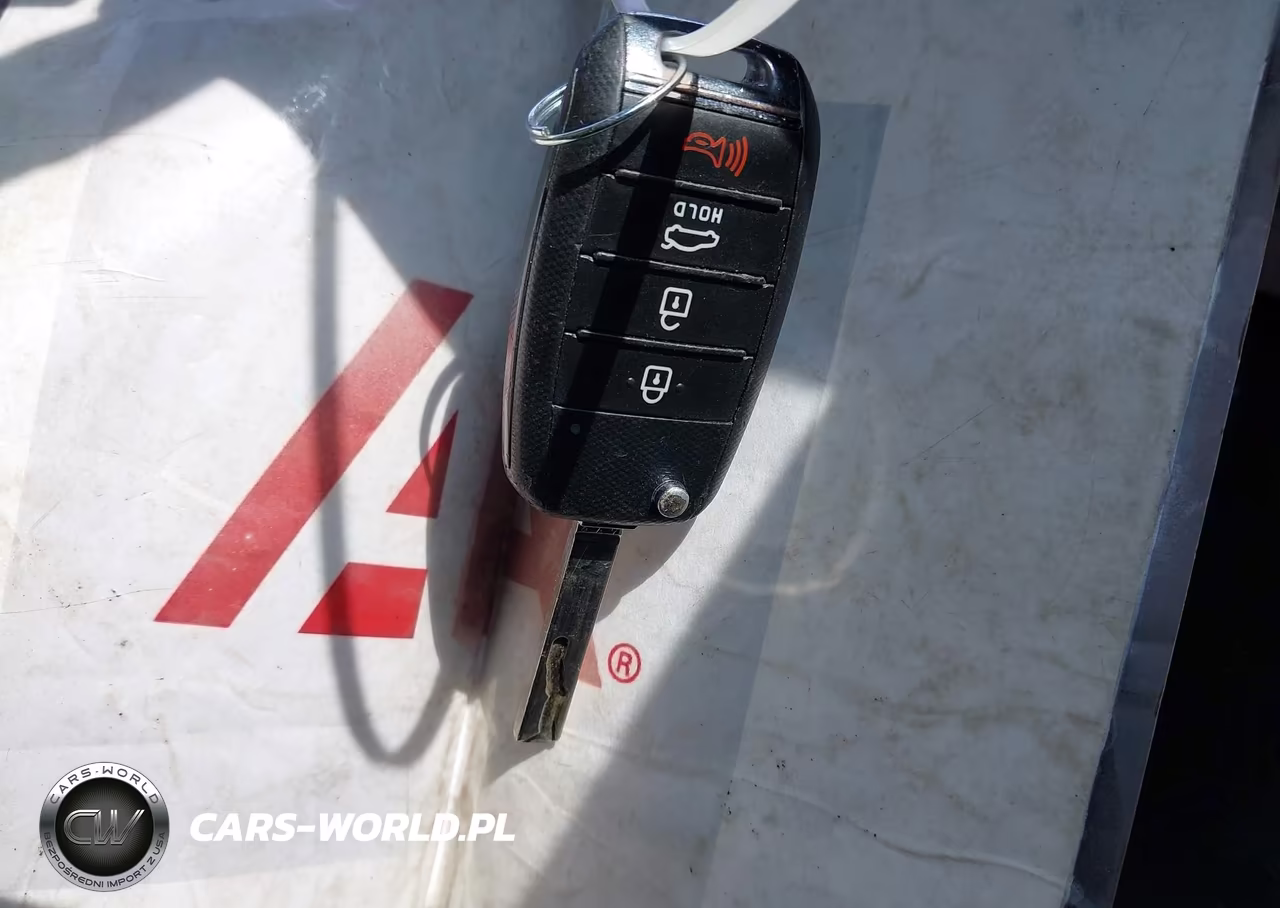 2019 Kia Optima Lx VIN:5XXGT4L34KG282521 - 11