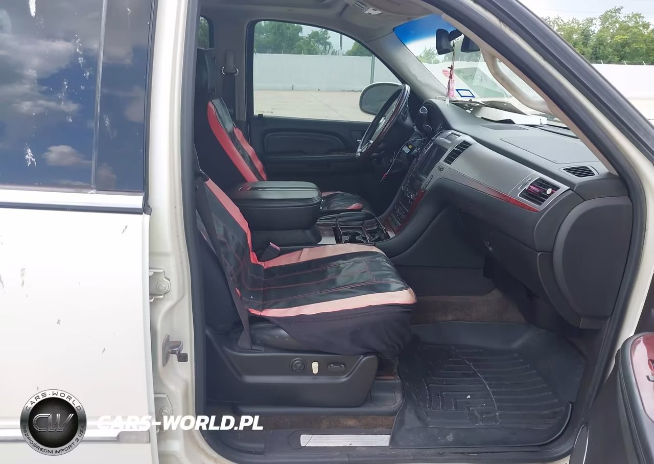 2009 Cadillac Escalade Standard VIN:1GYFC23219R106759 - 5