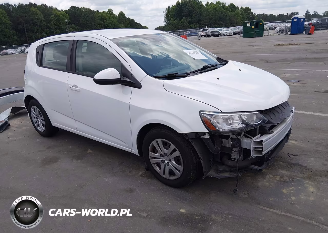 2020 Chevrolet Sonic Fwd 1Fl 5-Door – zdjęcie 1 z 20