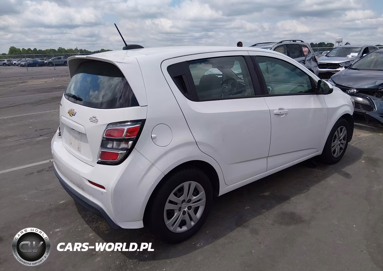 2020 Chevrolet Sonic Fwd 1Fl 5-Door VIN:1G1JG6SB1L4109994 - 4