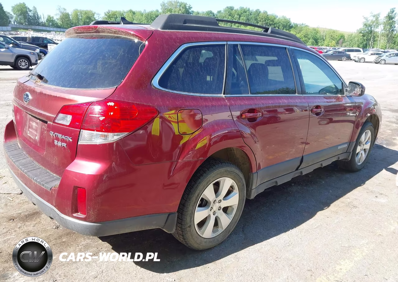 2011 Subaru Outback 3.6R Limited VIN:4S4BRELCXB2316171 - 4