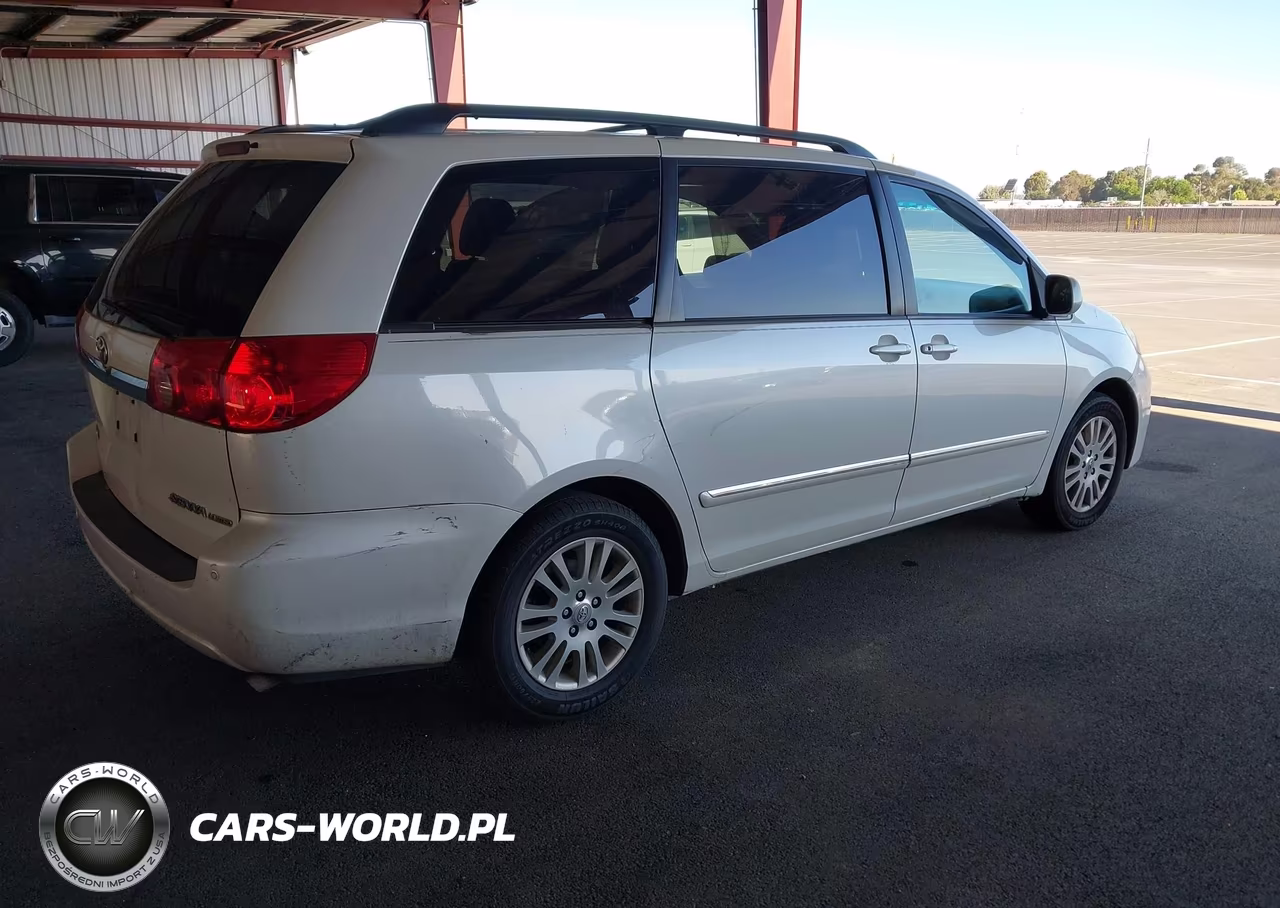 2010 Toyota Sienna Limited VIN:5TDYK4CC8AS304850 - 4