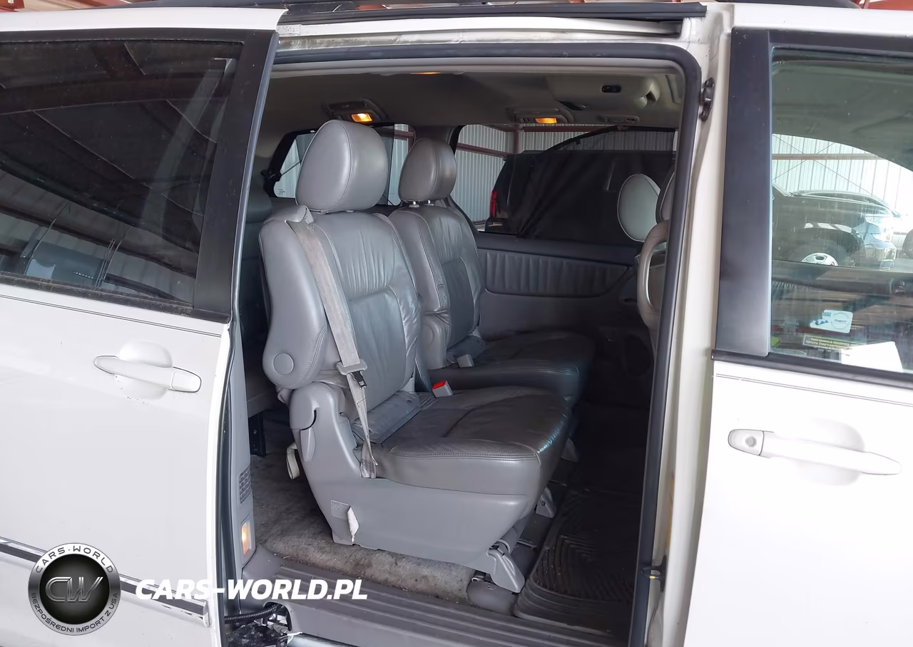 2010 Toyota Sienna Limited VIN:5TDYK4CC8AS304850 - 8