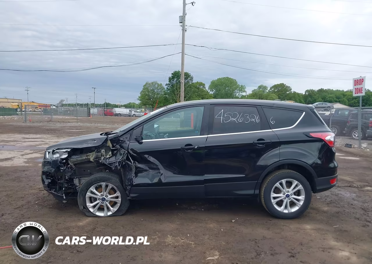 2017 Ford Escape Se VIN:1FMCU0GD6HUE71015 - 14