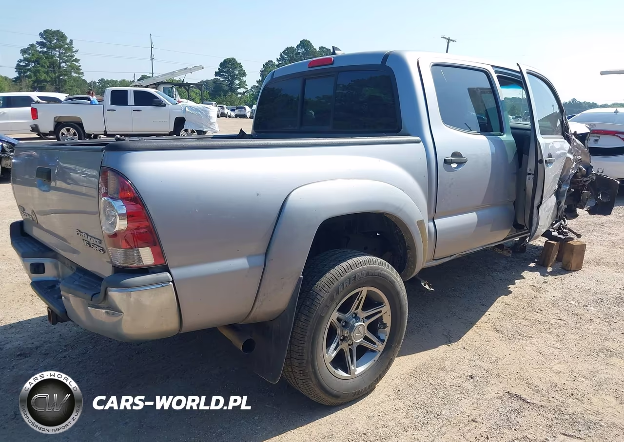 2014 Toyota Tacoma Prerunner V6 VIN:5TFJU4GN4EX059665 - 4