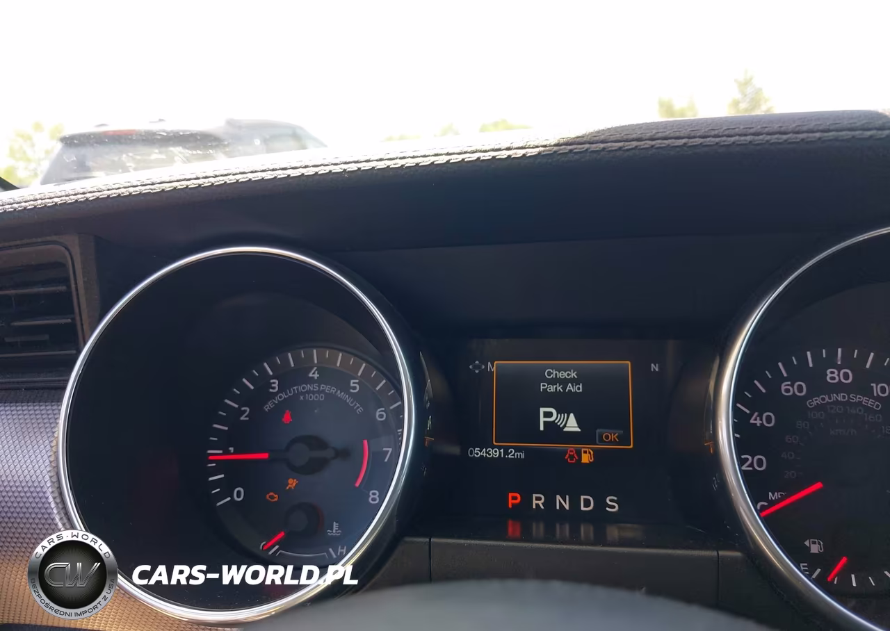 2018 Ford Mustang Ecoboost VIN:1FA6P8TH7J5183705 - 15