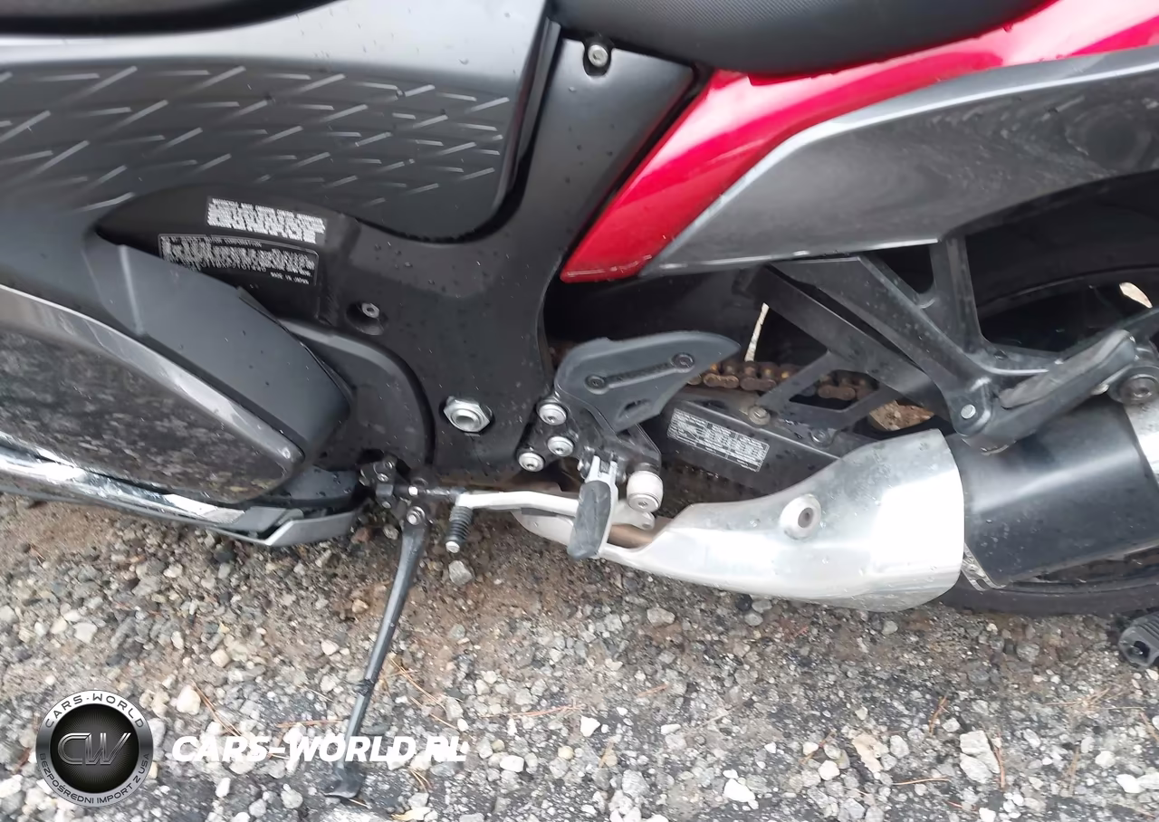 2023 Suzuki Gsx1300 Rr VIN:JS1EJ11BXP7101440 - 9