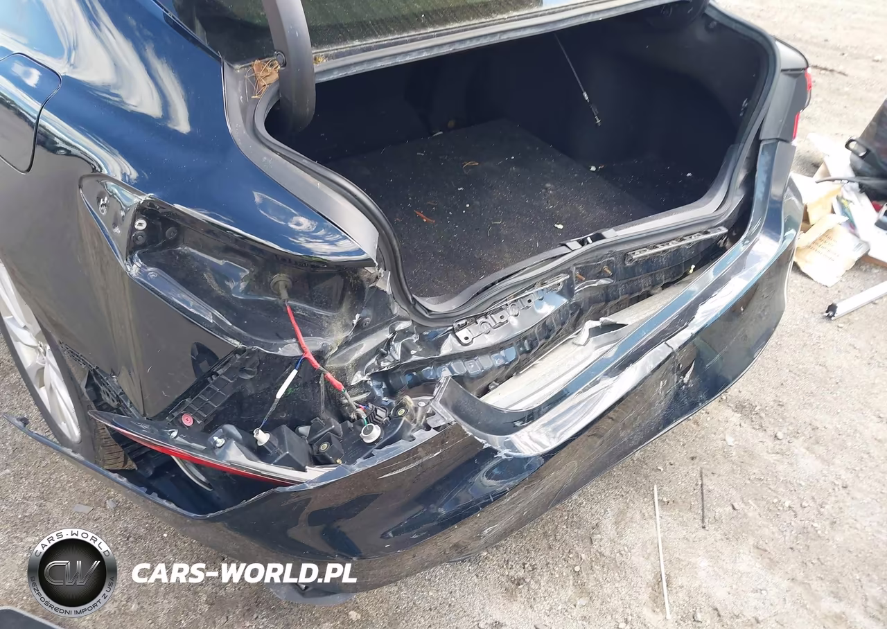 2018 Toyota Camry Le VIN:JTNB11HK0J3008788 - 6