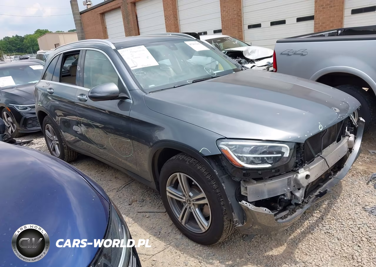 2021 Mercedes-Benz Glc 300 Suv – zdjęcie 1 z 18