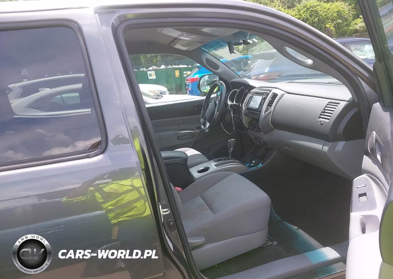 2014 Toyota Tacoma Base V6 VIN:3TMLU4EN4EM135435 - 5