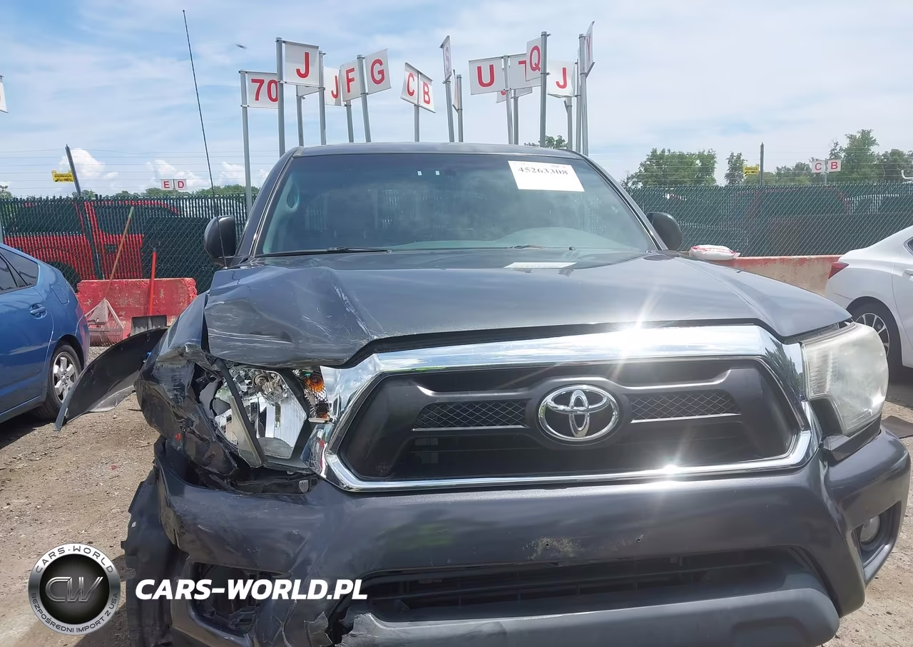 2014 Toyota Tacoma Base V6 VIN:3TMLU4EN4EM135435 - 6