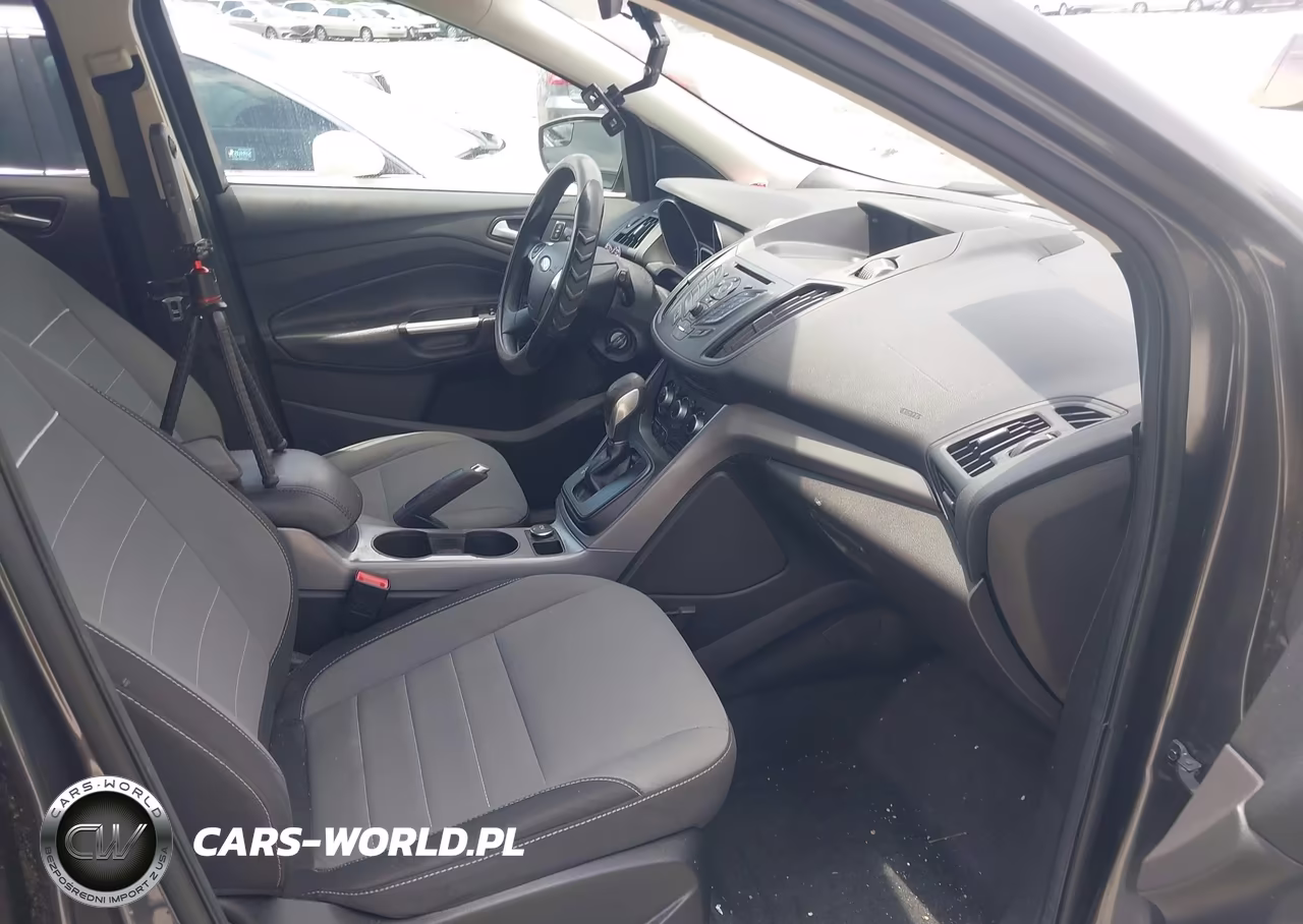 2015 Ford Escape Se VIN:1FMCU0G71FUB45372 - 5