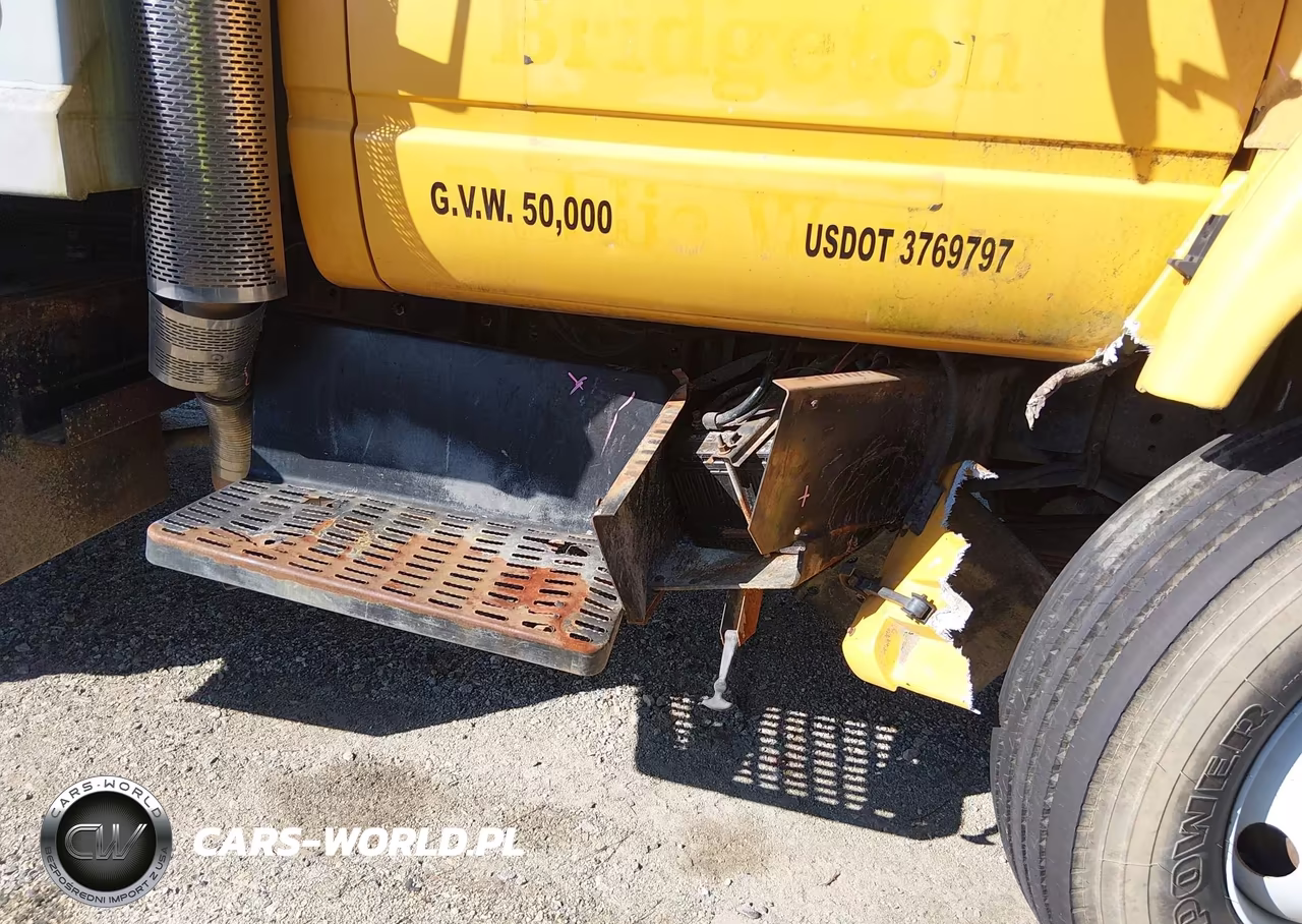 2002 GMC C-Series C7H042 VIN:1GDP7H1C22J500901 - 17